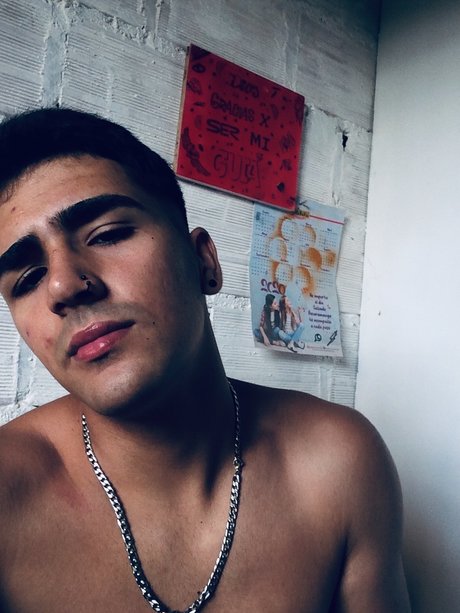 Naken läckt OnlyFans-bild av Meicon Medina