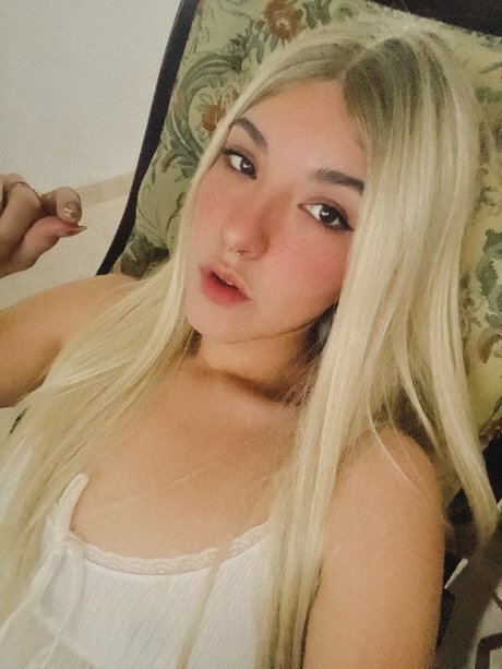 Naken lekkede OnlyFans-bilde av Mishelle
