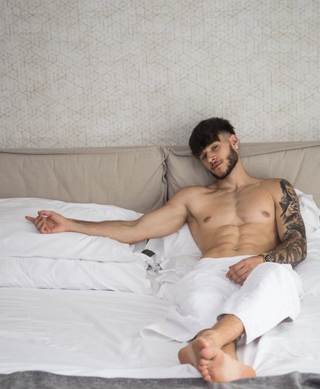 Nahá fotka uniklých OnlyFans od Mirko Di Giulio