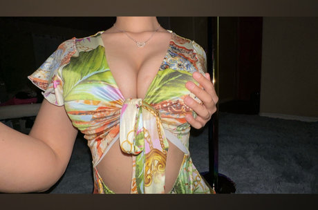 Naken lekkede OnlyFans-bilde av Xoxobrandi