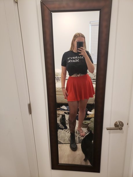 Nøgent lækket OnlyFans-billede af Miss Lily Xo