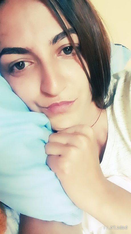 Naken lekkede OnlyFans-bilde av Jasmin