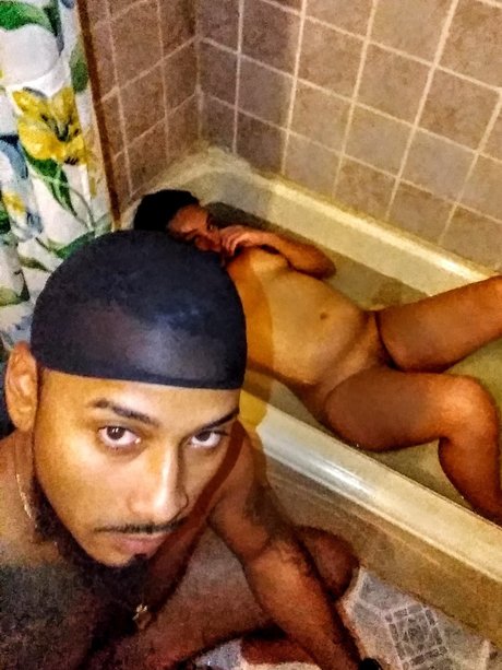 Naken läckt OnlyFans-bild av Jerk Ampamp Squirt 