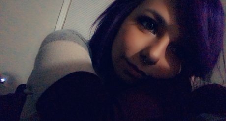 Naken lekkede OnlyFans-bilde av Magic Madness