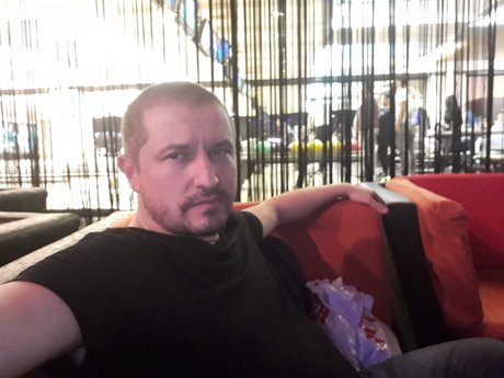 Naken lekkede OnlyFans-bilde av Misterfaith