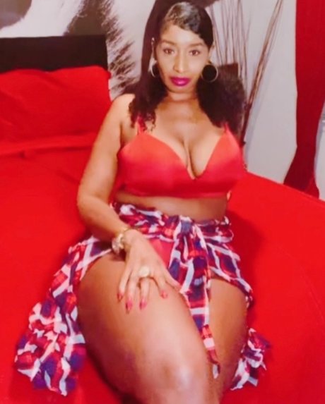 Naken läckt OnlyFans-bild av Cherokeemaria