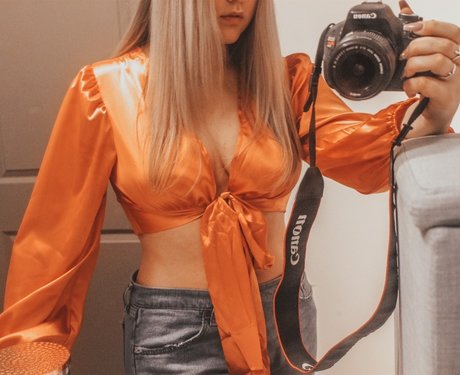 Nahá fotka uniklých OnlyFans od Izzy