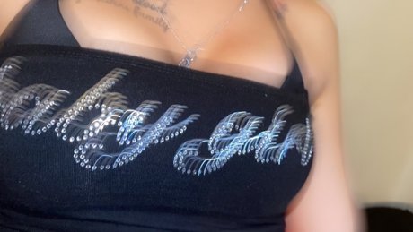 Naken lekkede OnlyFans-bilde av Barbie