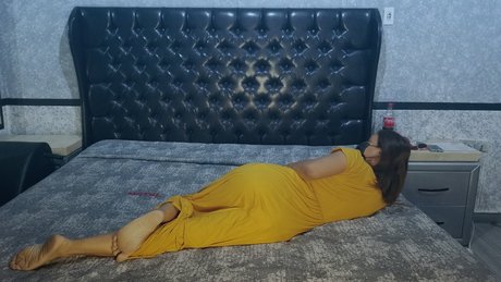 Naken lekkede OnlyFans-bilde av Moni Orozco