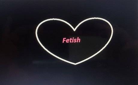 Naakte gelekte OnlyFans-foto van Molly