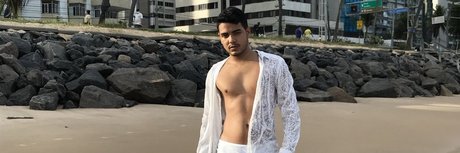 Naken lekkede OnlyFans-bilde av Apolo