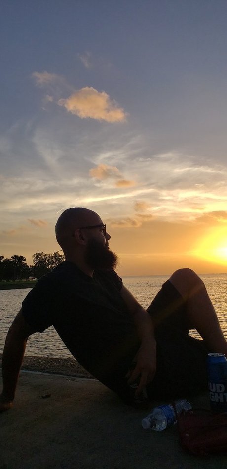 Naken läckt OnlyFans-bild av Chefb