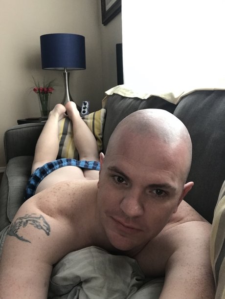 Naken lekkede OnlyFans-bilde av Mrcleannaked