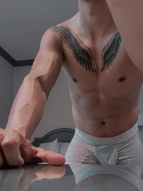Naken lekkede OnlyFans-bilde av Ron