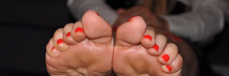Naken lekkede OnlyFans-bilde av Lady Godiva Foot Fetish