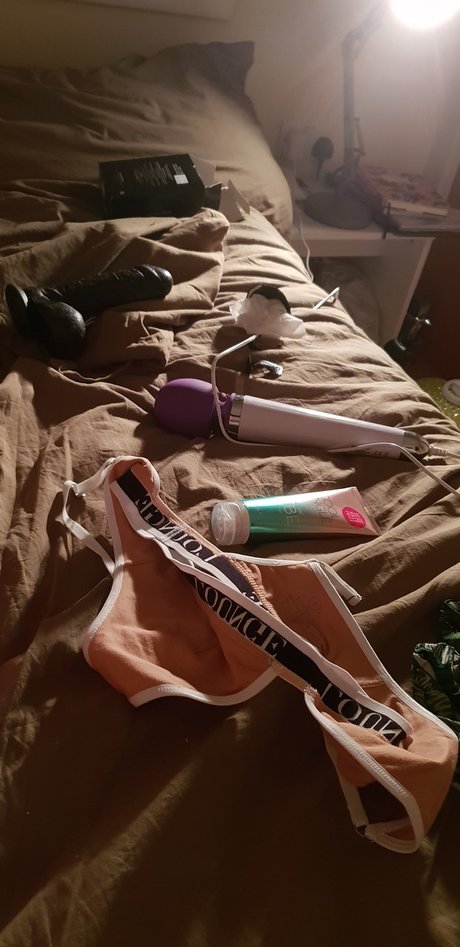 Naken lekkede OnlyFans-bilde av Ro Bean