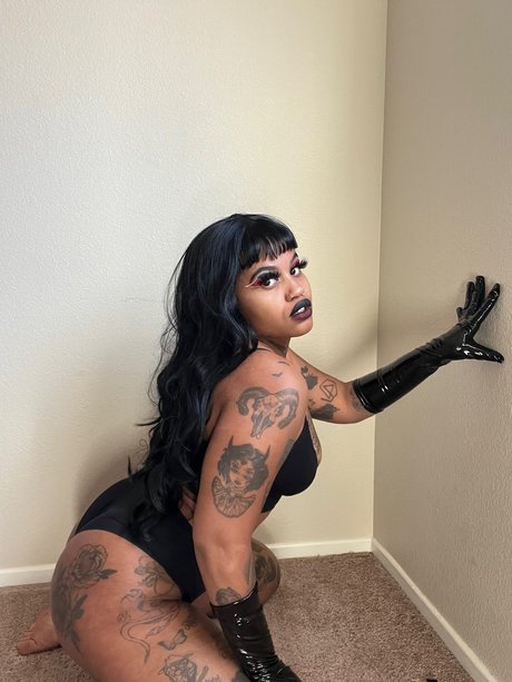 Naken lekkede OnlyFans-bilde av Sailor Jupiter