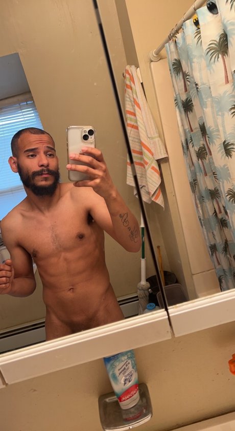 Nahá fotka uniklých OnlyFans od Mrnicexd