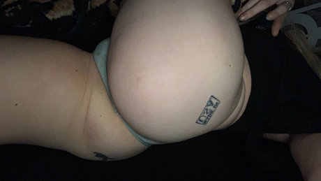 Nahá fotka uniklých OnlyFans od Jenna Kiezer