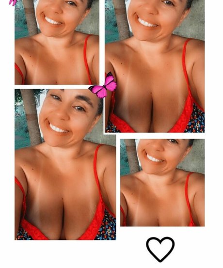 Nahá fotka uniklých OnlyFans od Denise Butterfly