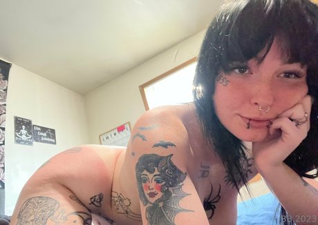 Yourhotmlf  nude leaked OnlyFans photo