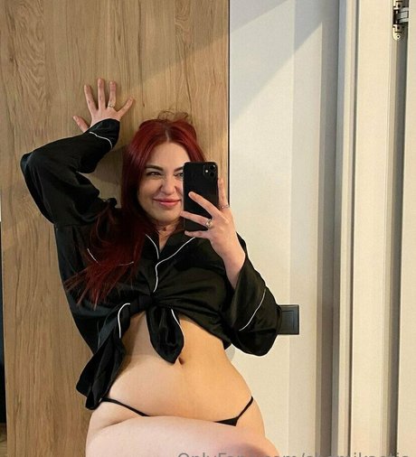 Nacktes geleaktes OnlyFans-Foto von Shemikaotis