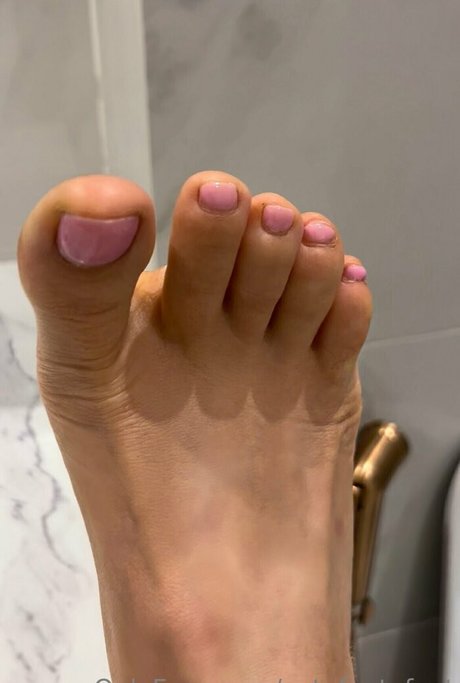 Cutefeetyfeet