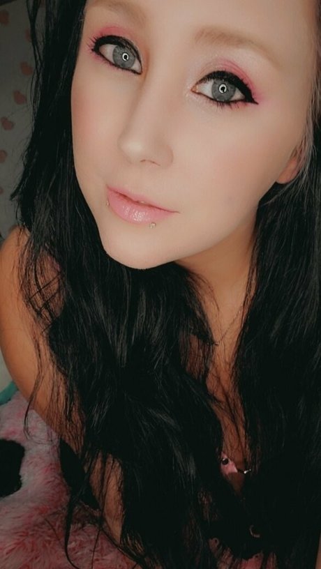 Xxxglowyxxx