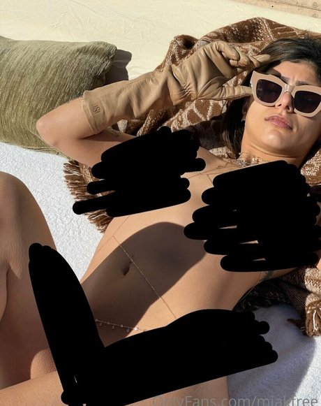 Обнаженная фотография утечки OnlyFans от Miakfree