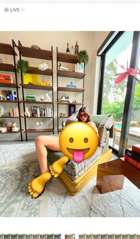 Naken läckt OnlyFans-bild av Miakfree