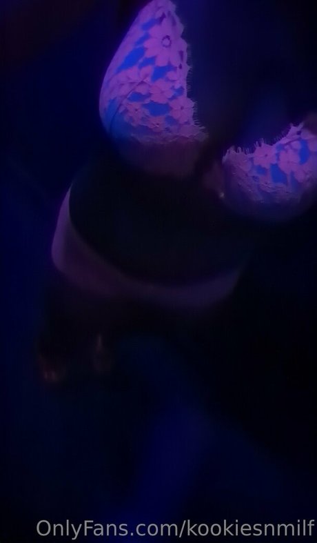Kookiesnmilf