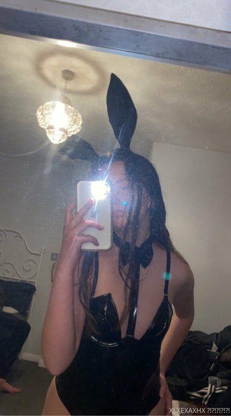 Nahá fotka uniklých OnlyFans od Leahshorty