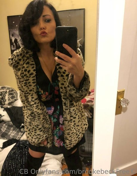 Naken läckt OnlyFans-bild av Brookebeckfree
