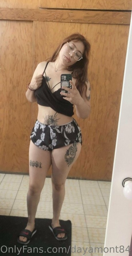 Naken lekkede OnlyFans-bilde av Dayamont84