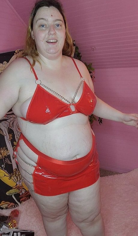 Naken lekkede OnlyFans-bilde av Curvymonstergirlfree