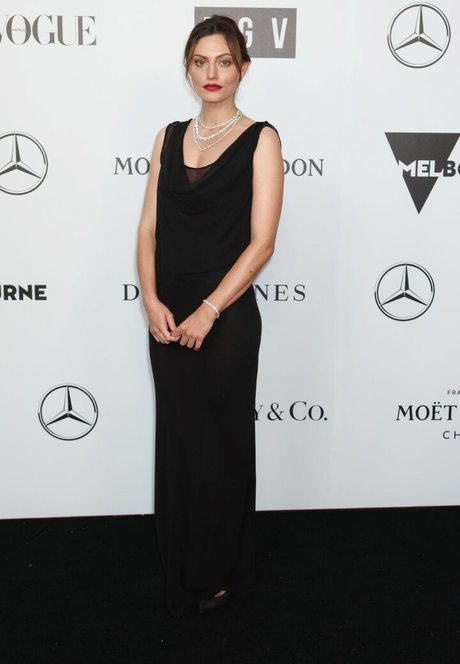 Phoebe Tonkin