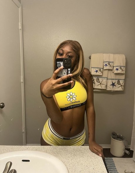 Nahá fotka uniklých OnlyFans od Thatbrxt00