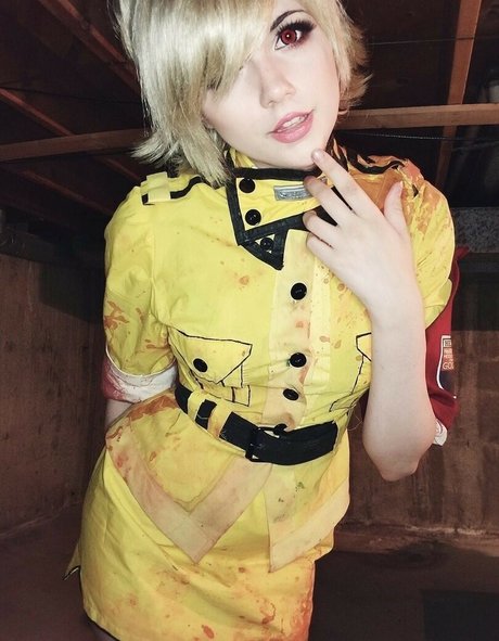 Meggii Cosplay