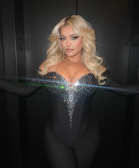 Naken lekkede OnlyFans-bilde av Bebe Rexha