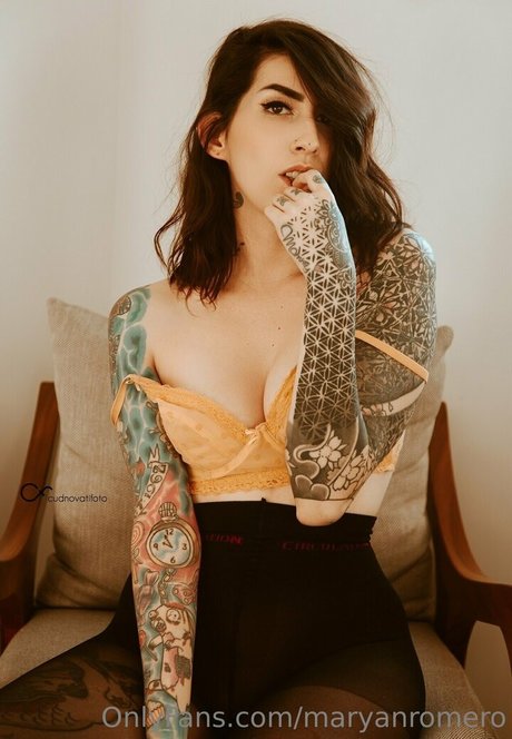 Maryanromero  nude leaked OnlyFans photo