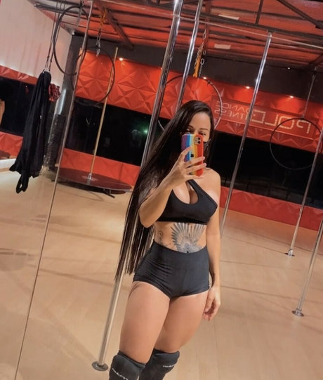Estefanie Mmello  nude leaked OnlyFans photo