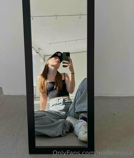 Nagie wyciekłe zdjęcie OnlyFans od Mallennnna