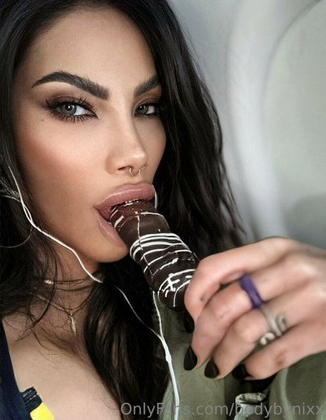 Bodybynixx  nude leaked OnlyFans photo