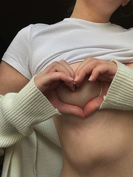 Naken läckt OnlyFans-bild av 619