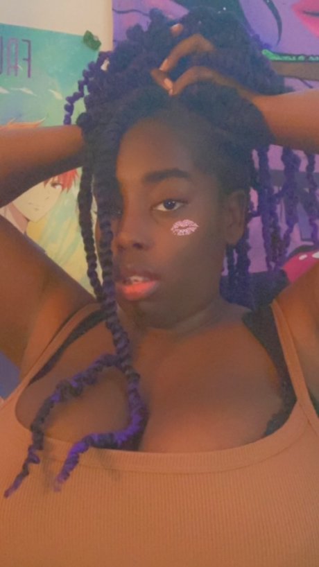 Teeonii OnlyFans 유출 누드 사진