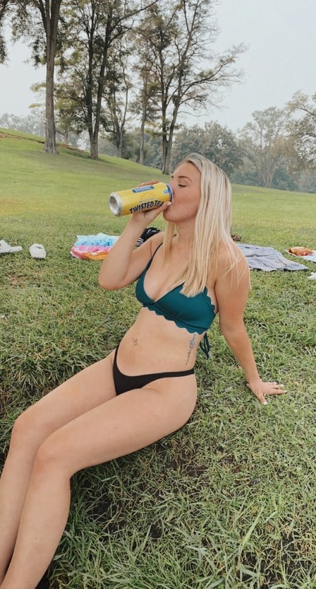 Foto nua vazada do OnlyFans de Mya
