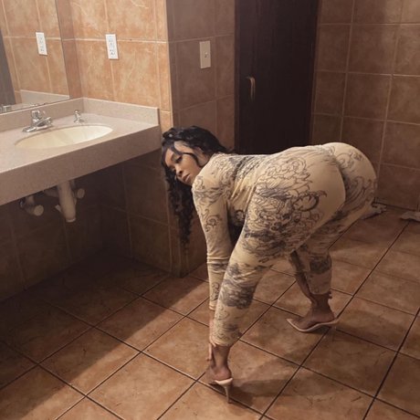 Nahá fotka uniklých OnlyFans od Ig Imtherealmookiip