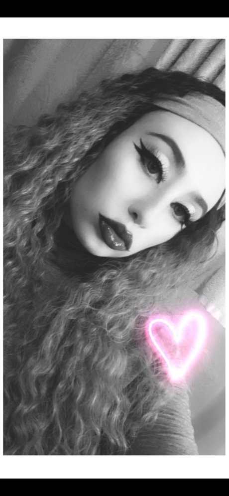 Alaston vuotanut OnlyFans-kuva Sophia Everwood