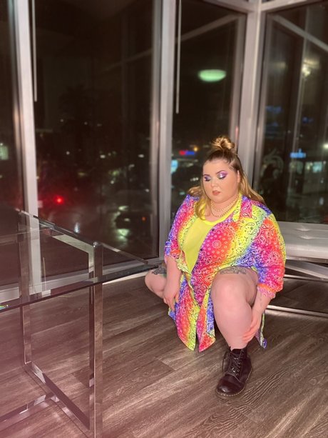 Photo nue de fuite OnlyFans de Curvydreamz