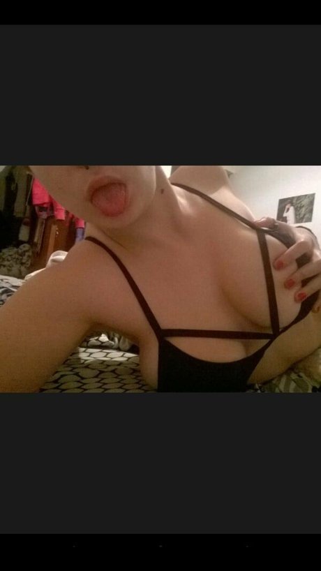 Naken läckt OnlyFans-bild av Costnz